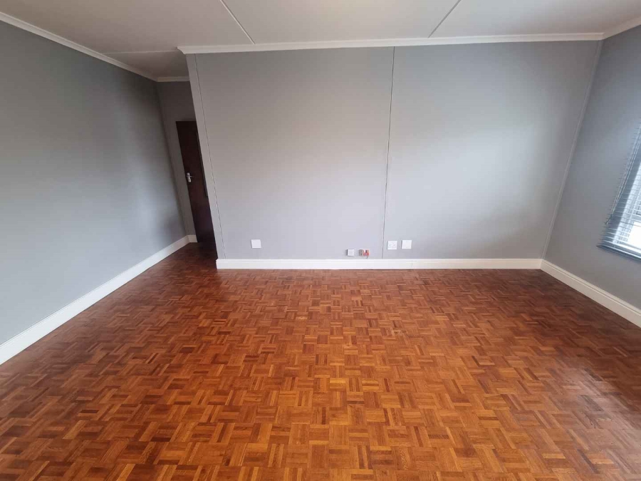 2 Bedroom Property for Sale in Claremont Western Cape